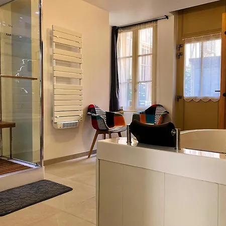 La Bulle Cathedrale - Sauna - Hammam - Champagne شقة